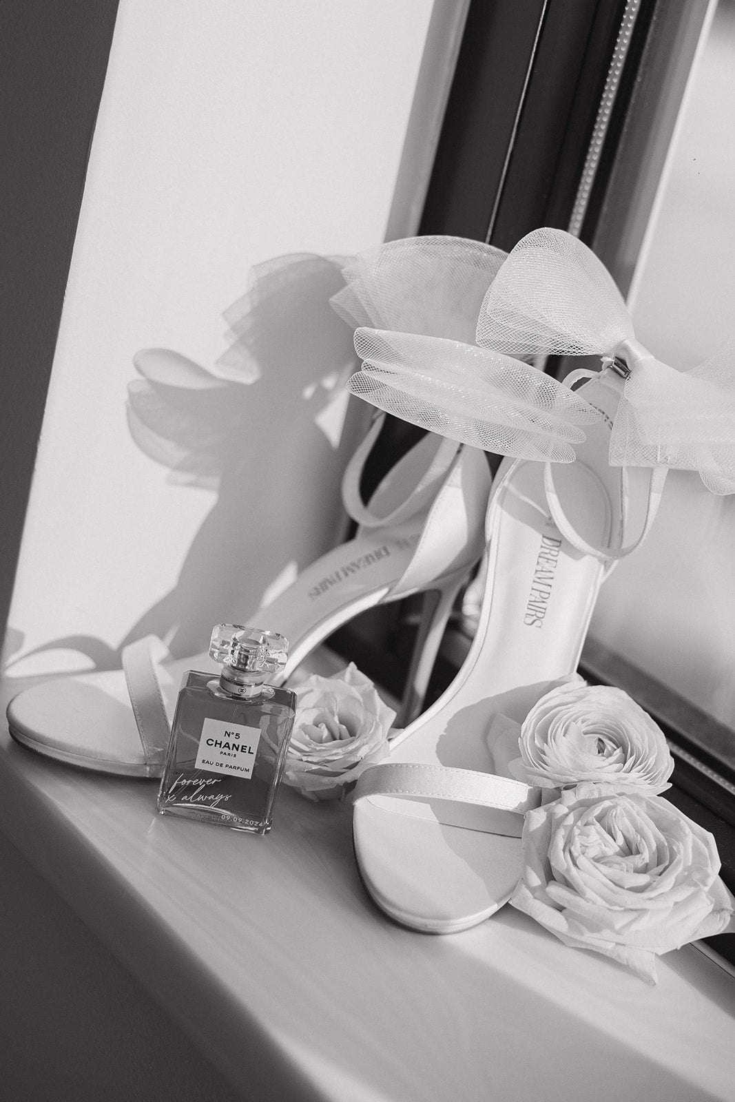 What Your Wedding Sign Says About Your Style (and How to Get It Right)