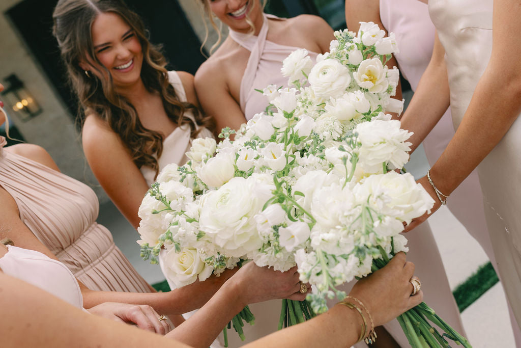 When Should You Order Your Wedding Signs? The Timeline