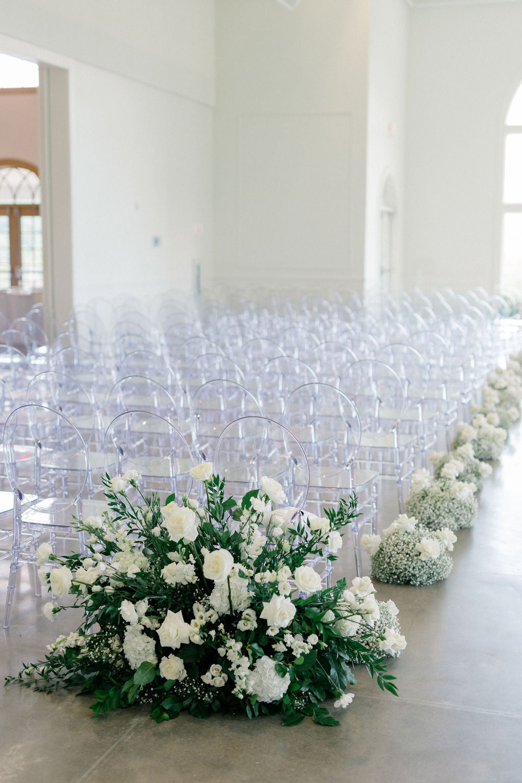 Modern Minimalist Wedding Signs: The 2025 Aesthetic Guide